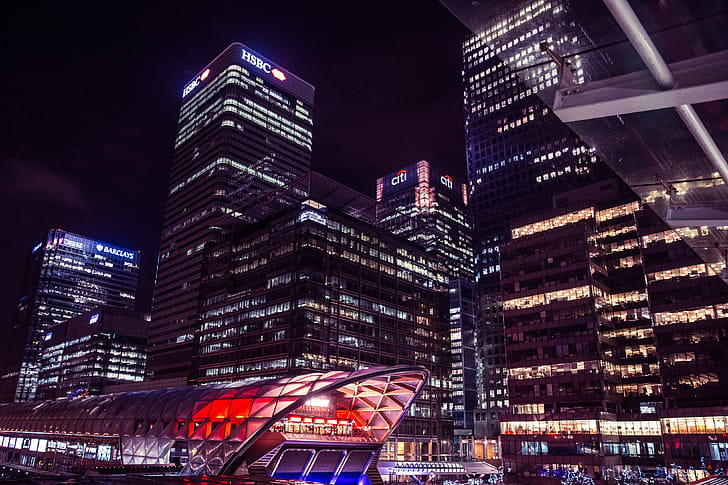 London skyline at dusk