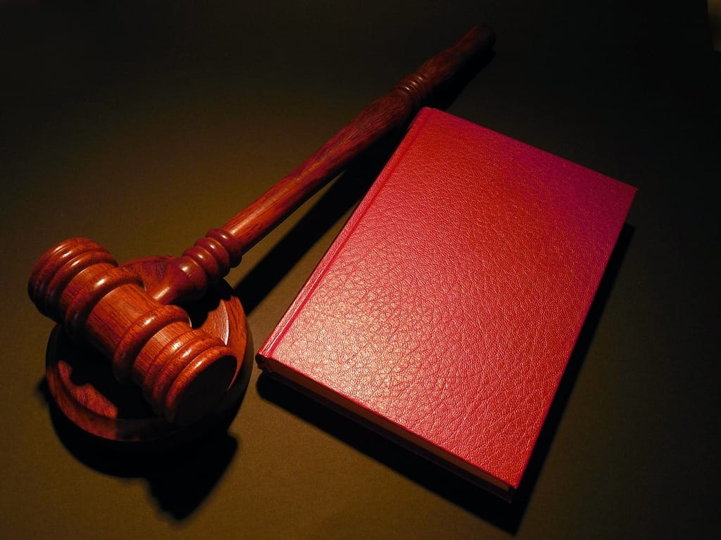 Scales of justice, symbolising the strict liability standard set by the Bribery Act